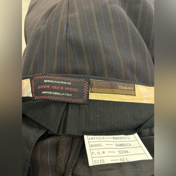 Tiglio 2pc Suit Super Merino’s Extrafine 150's SAMBUCA dual blue/gray Pinstripe - Picture 2 of 10